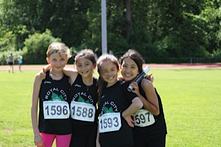 SFJO 11 year girls relay